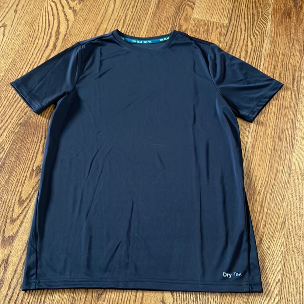 TEK Gear XL black tee